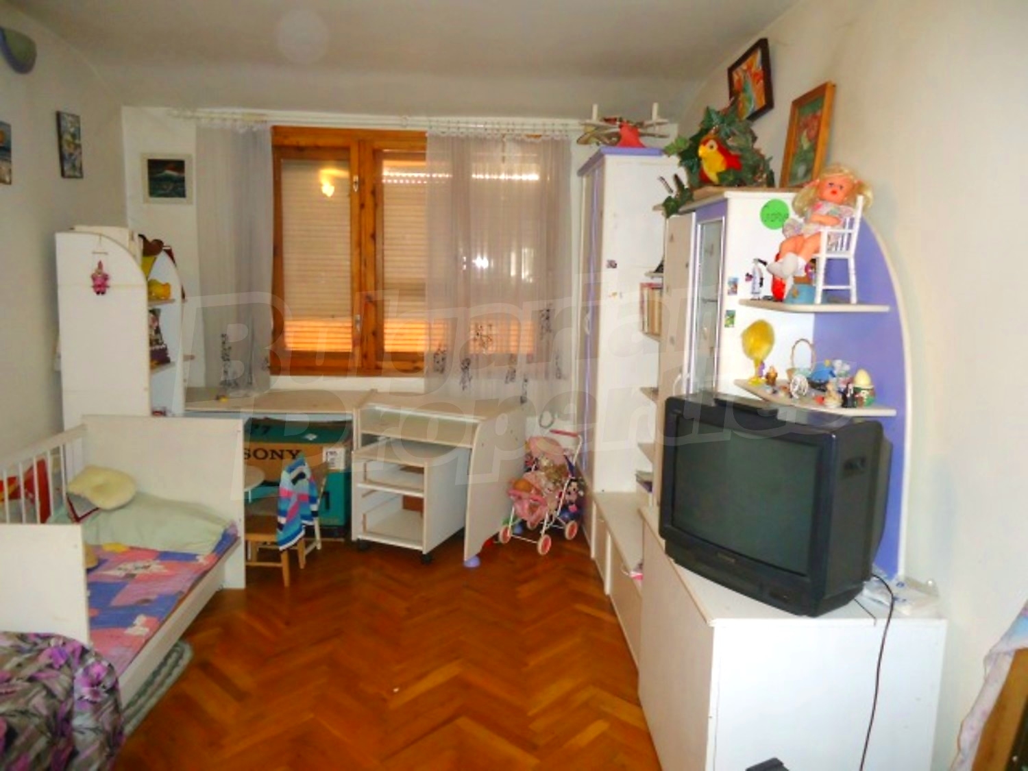 Gallery Picture 18