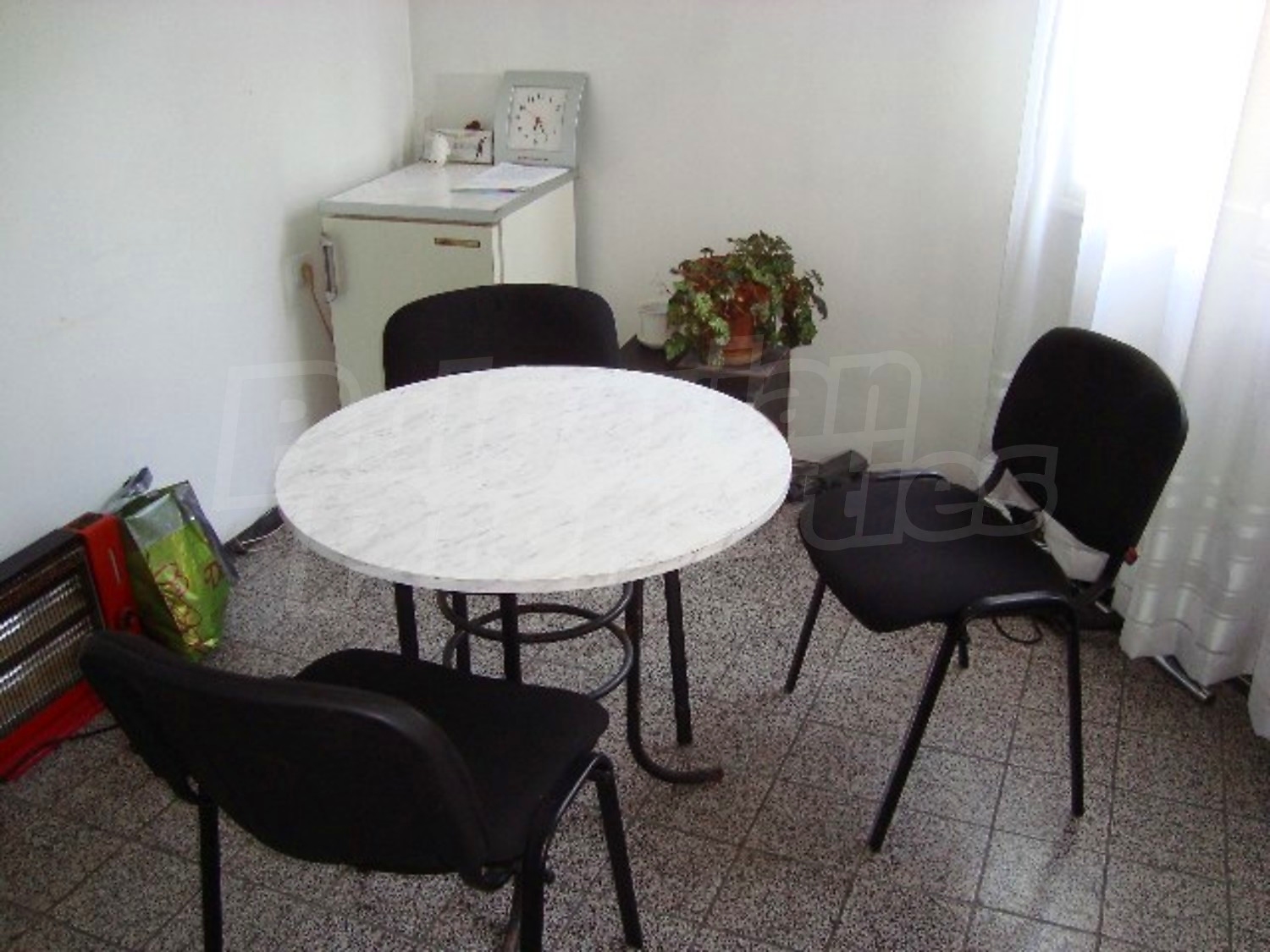 Gallery Picture 10