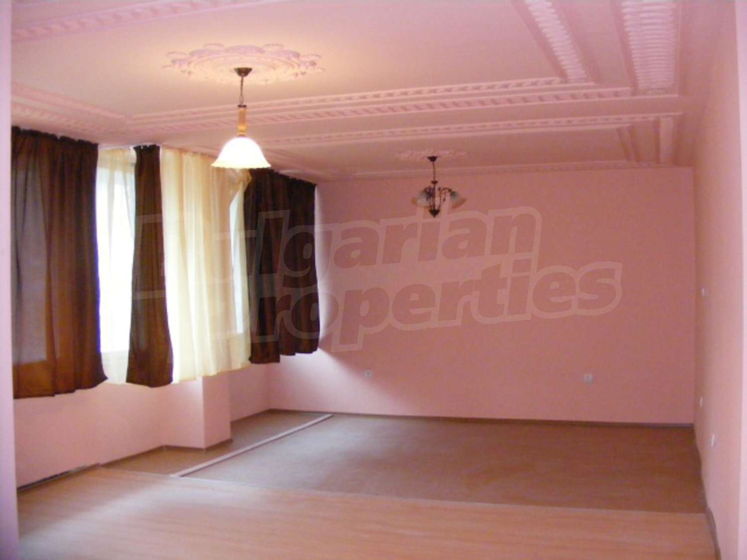 Gallery Picture 2