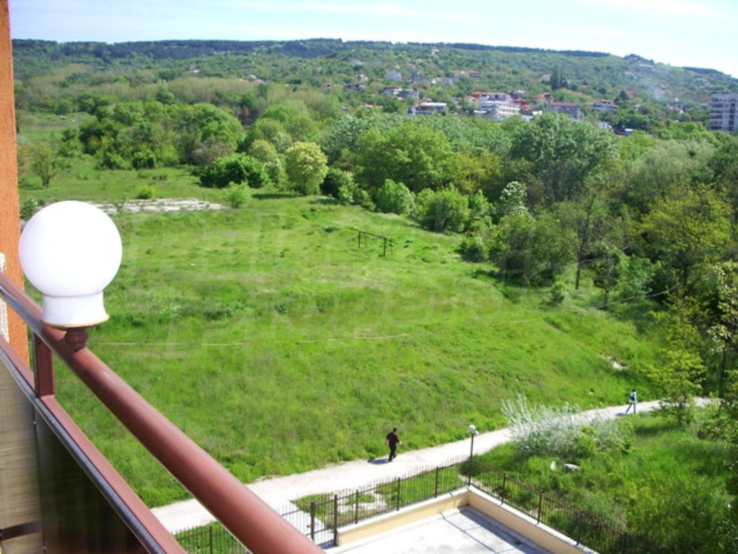 Gallery Picture 9