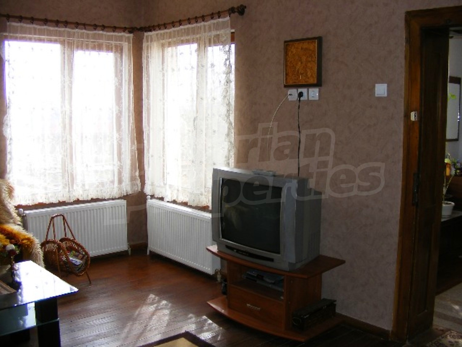 Gallery Picture 10
