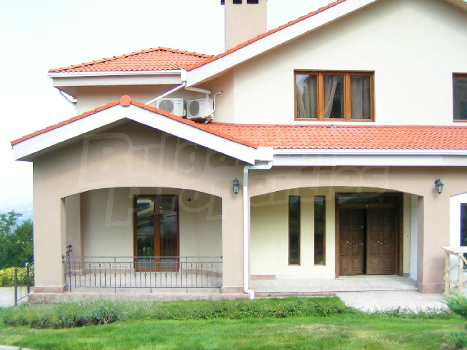 House for rent in Sofia, Bulgaria. Spacious house in Bistritsa