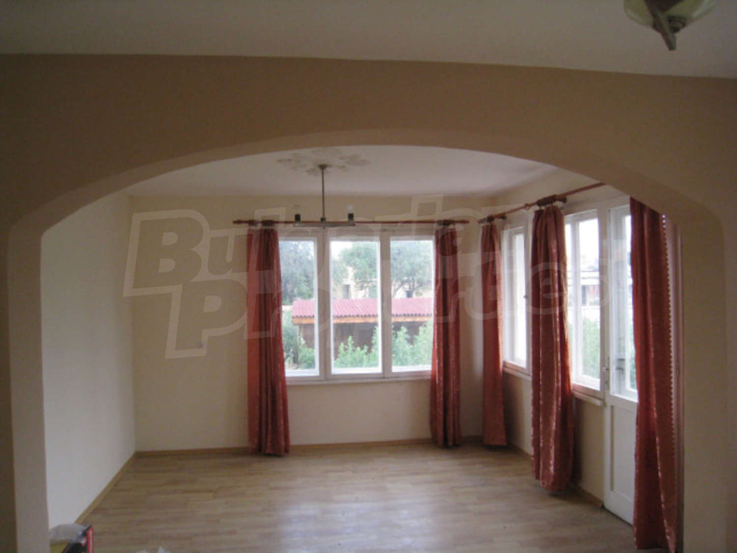 Gallery Picture 2