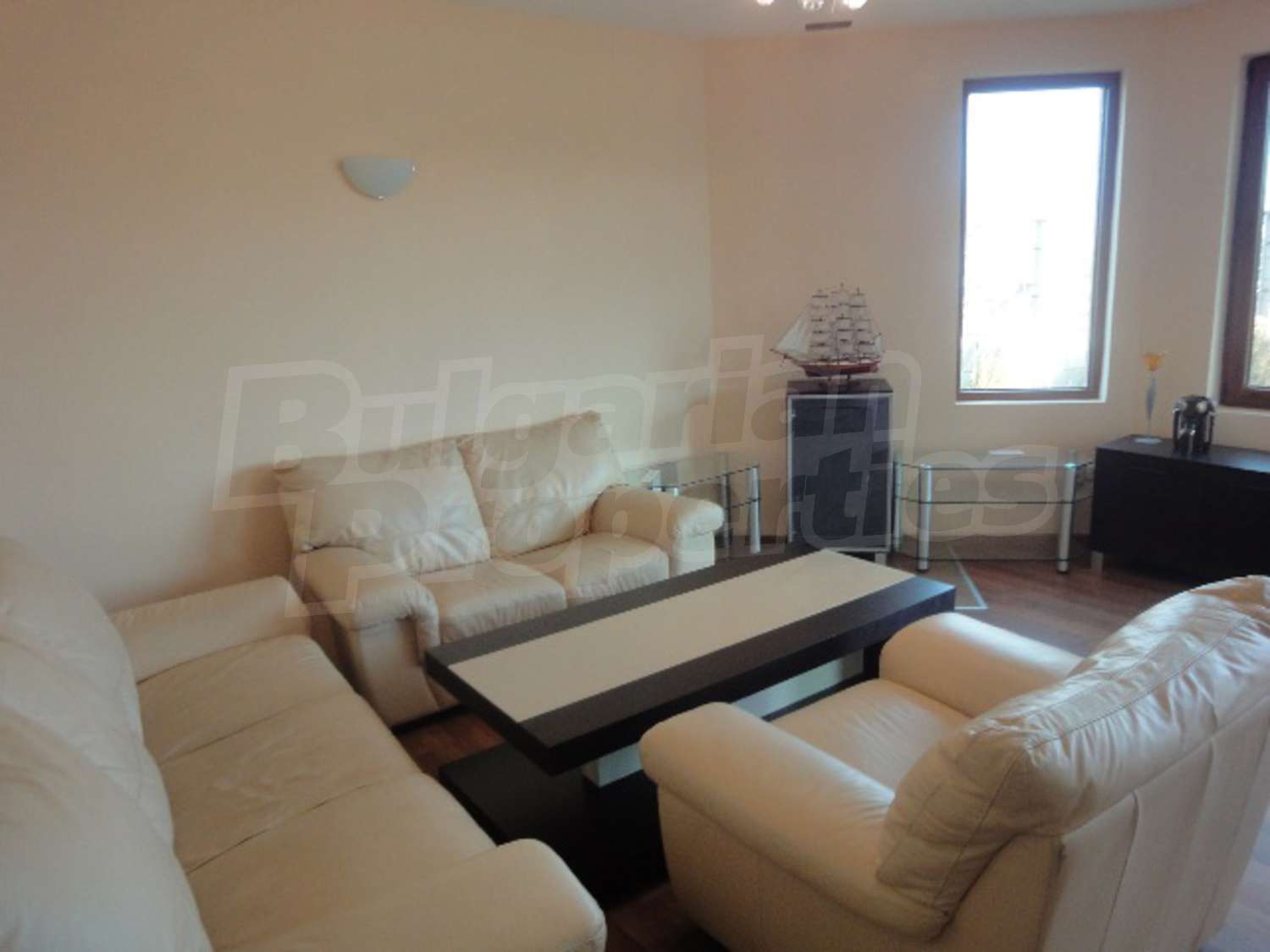 Gallery Picture 16