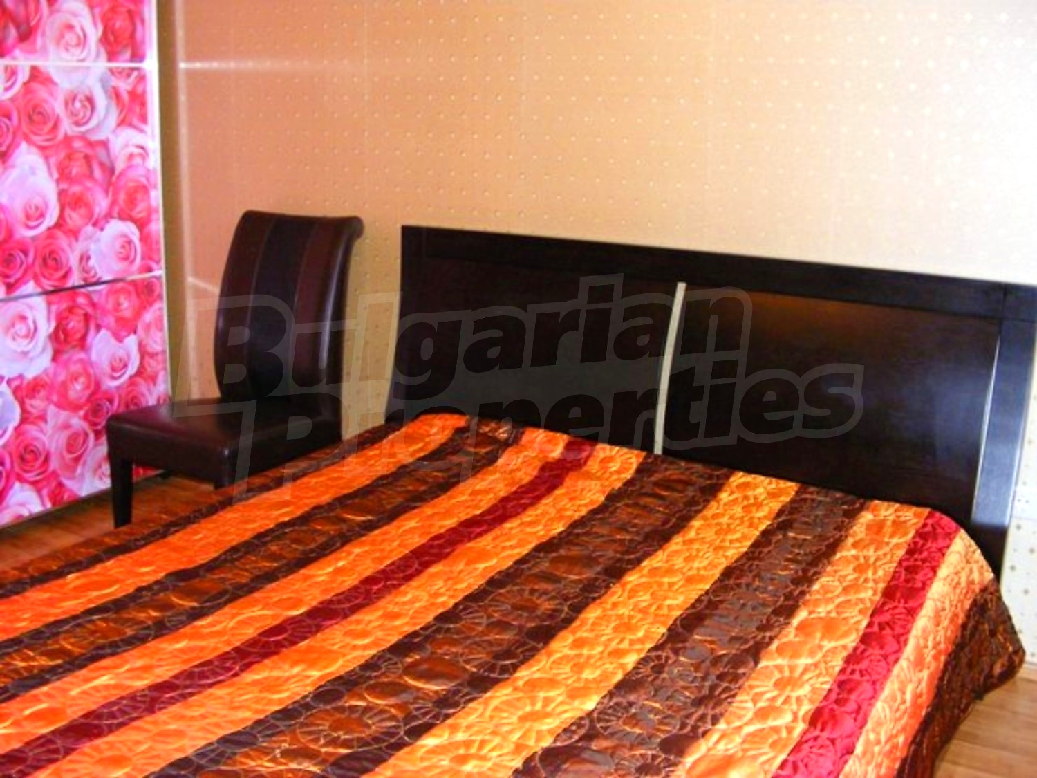 Gallery Picture 10