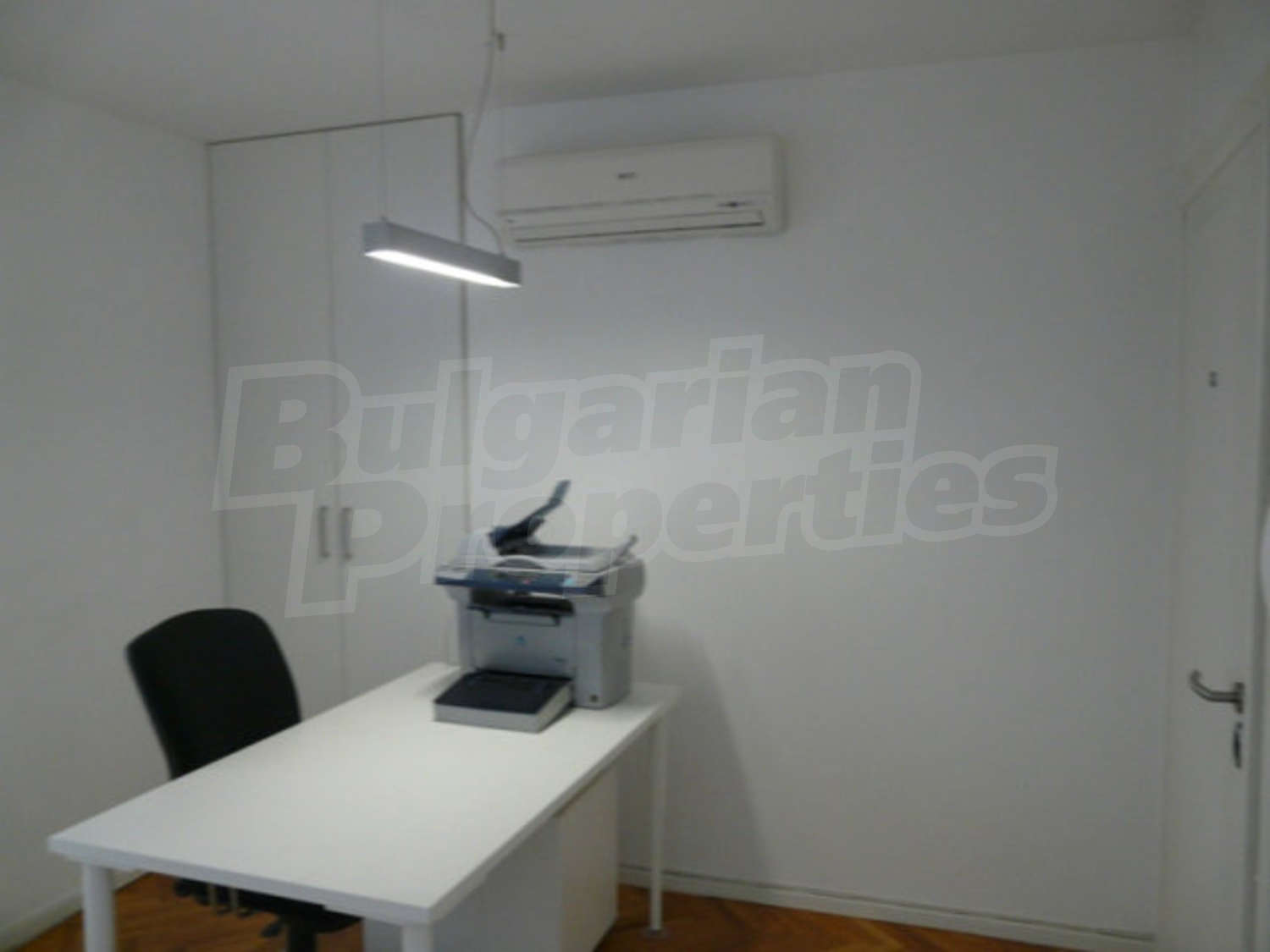 Gallery Picture 12