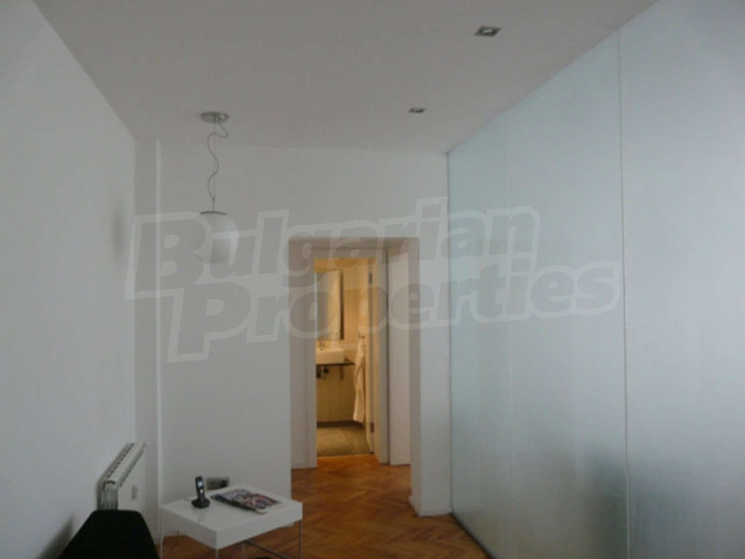 Gallery Picture 13