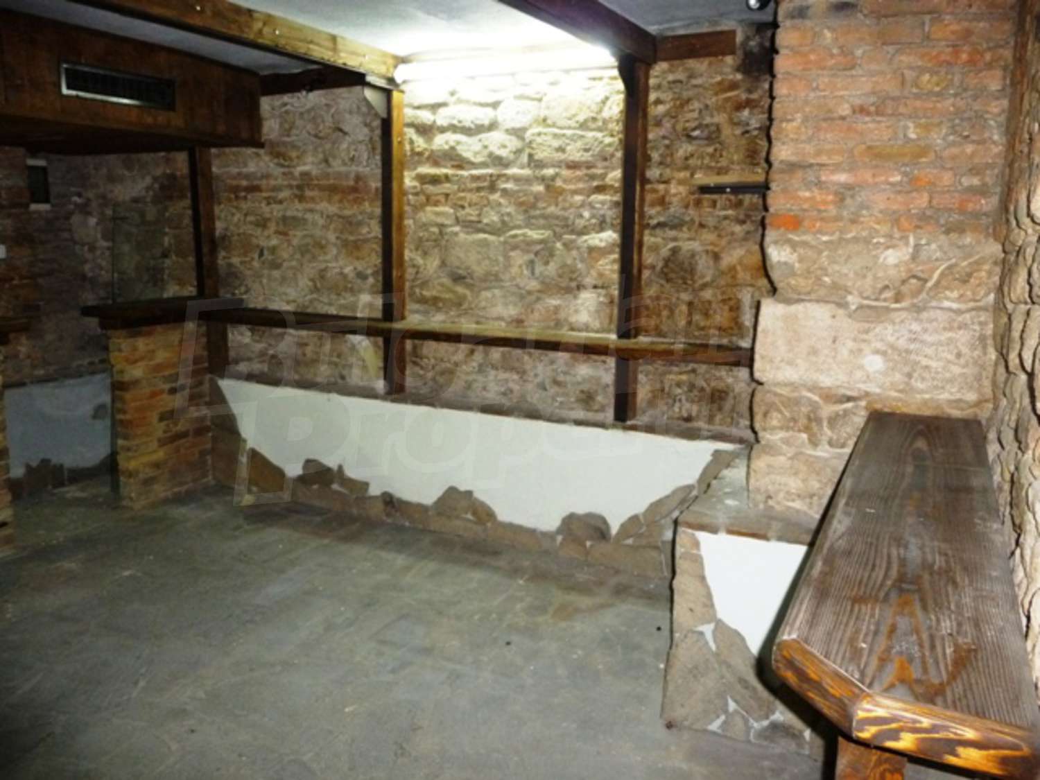Gallery Picture 14