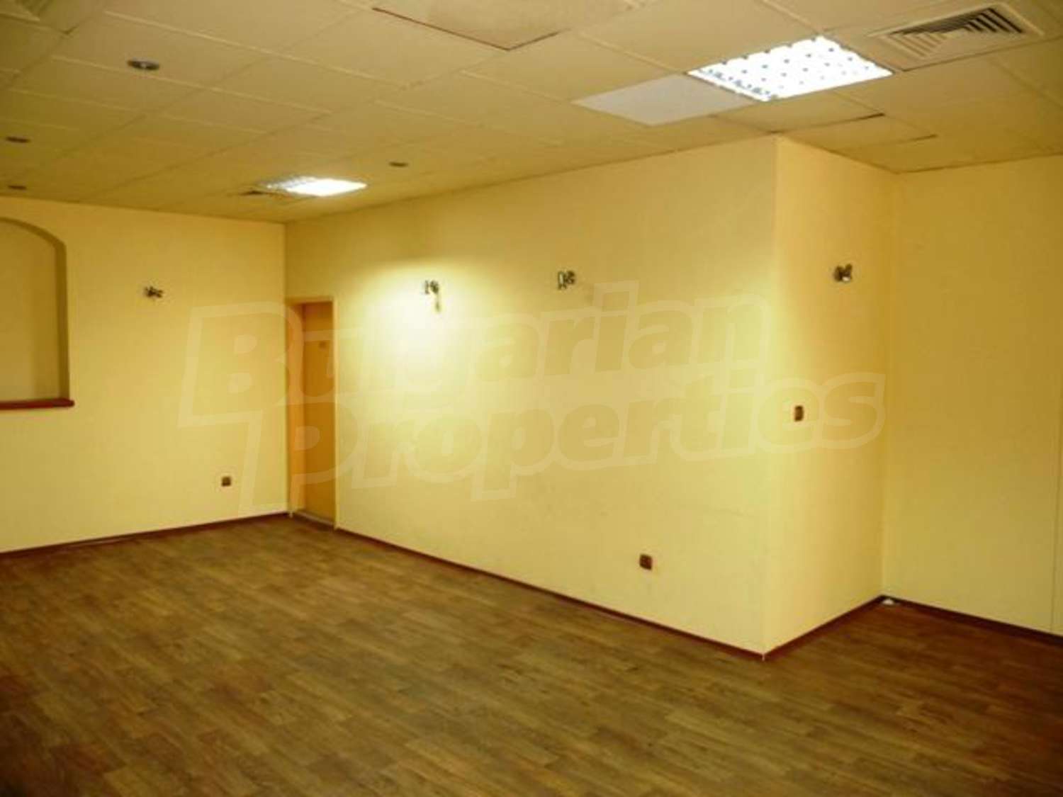 Gallery Picture 3