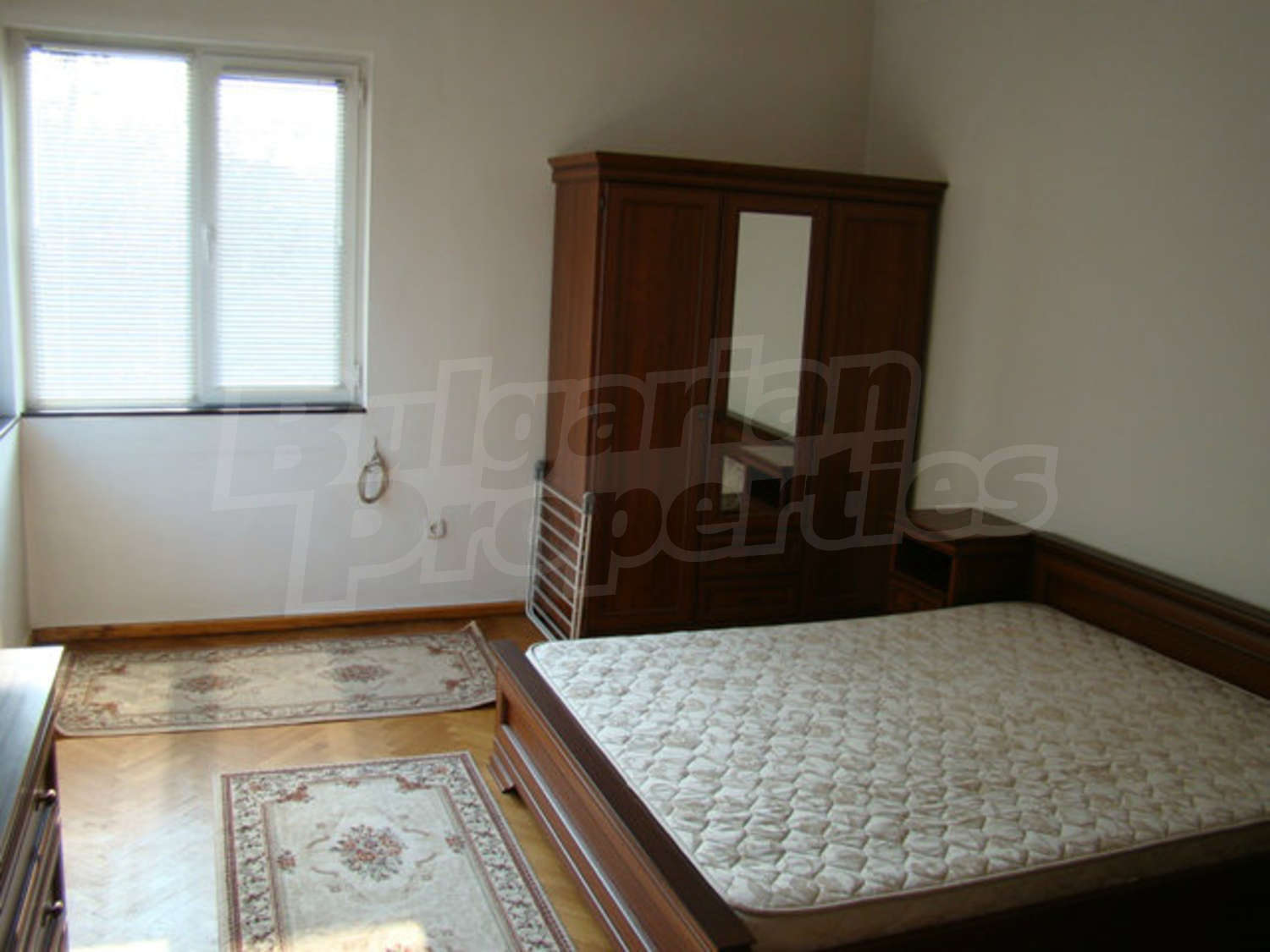Gallery Picture 9