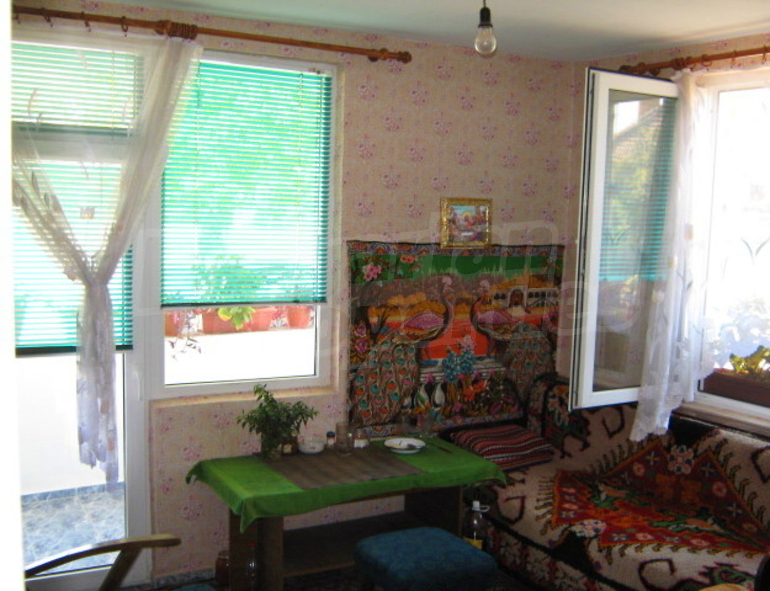 Gallery Picture 8