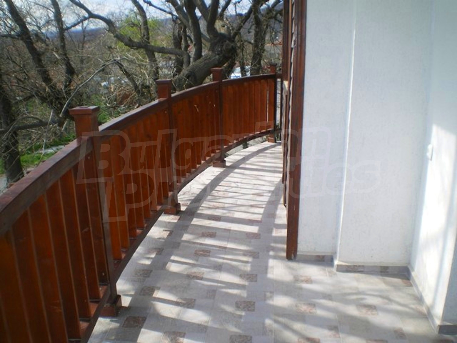 Gallery Picture 15