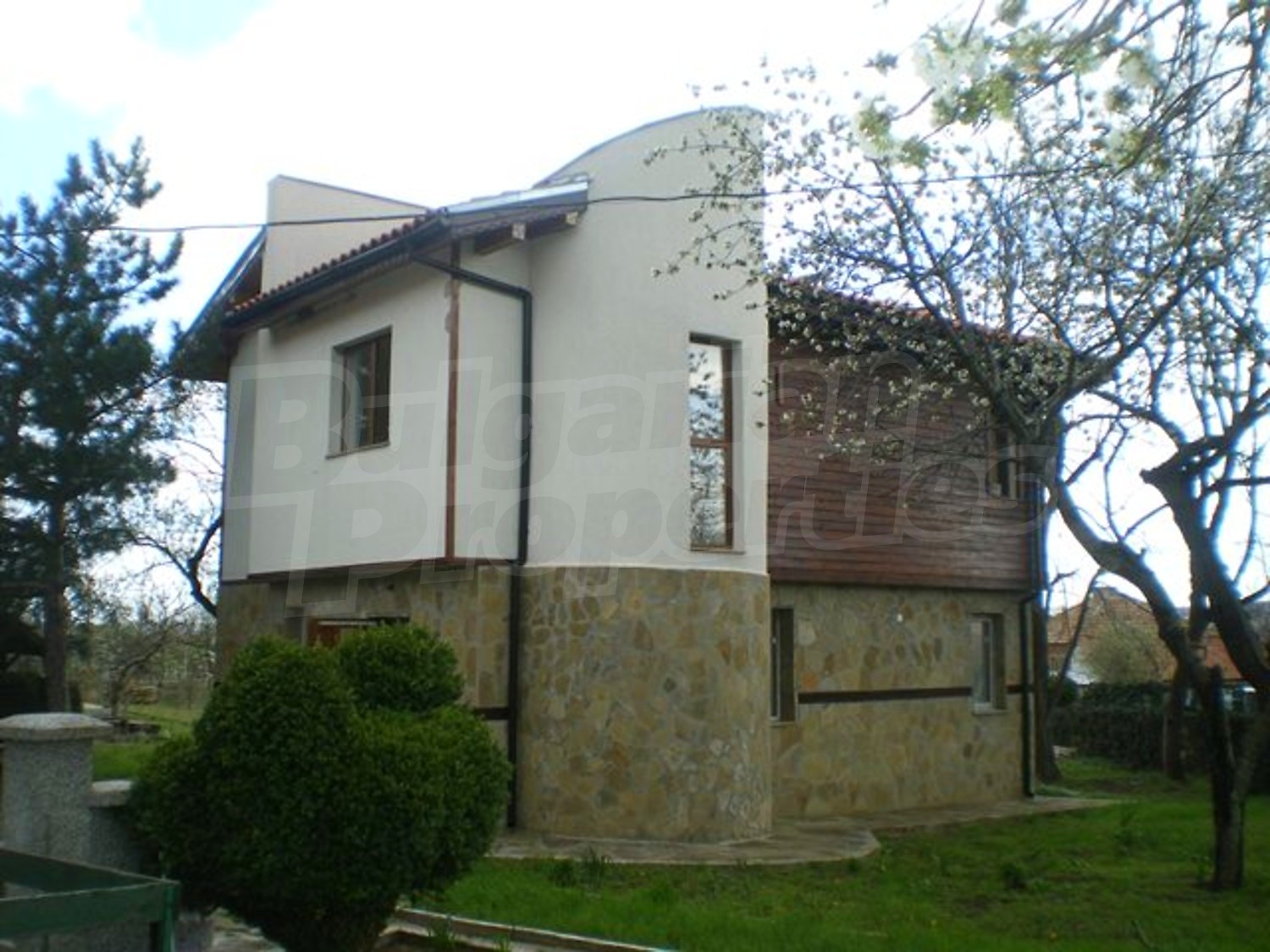 Gallery Picture 4