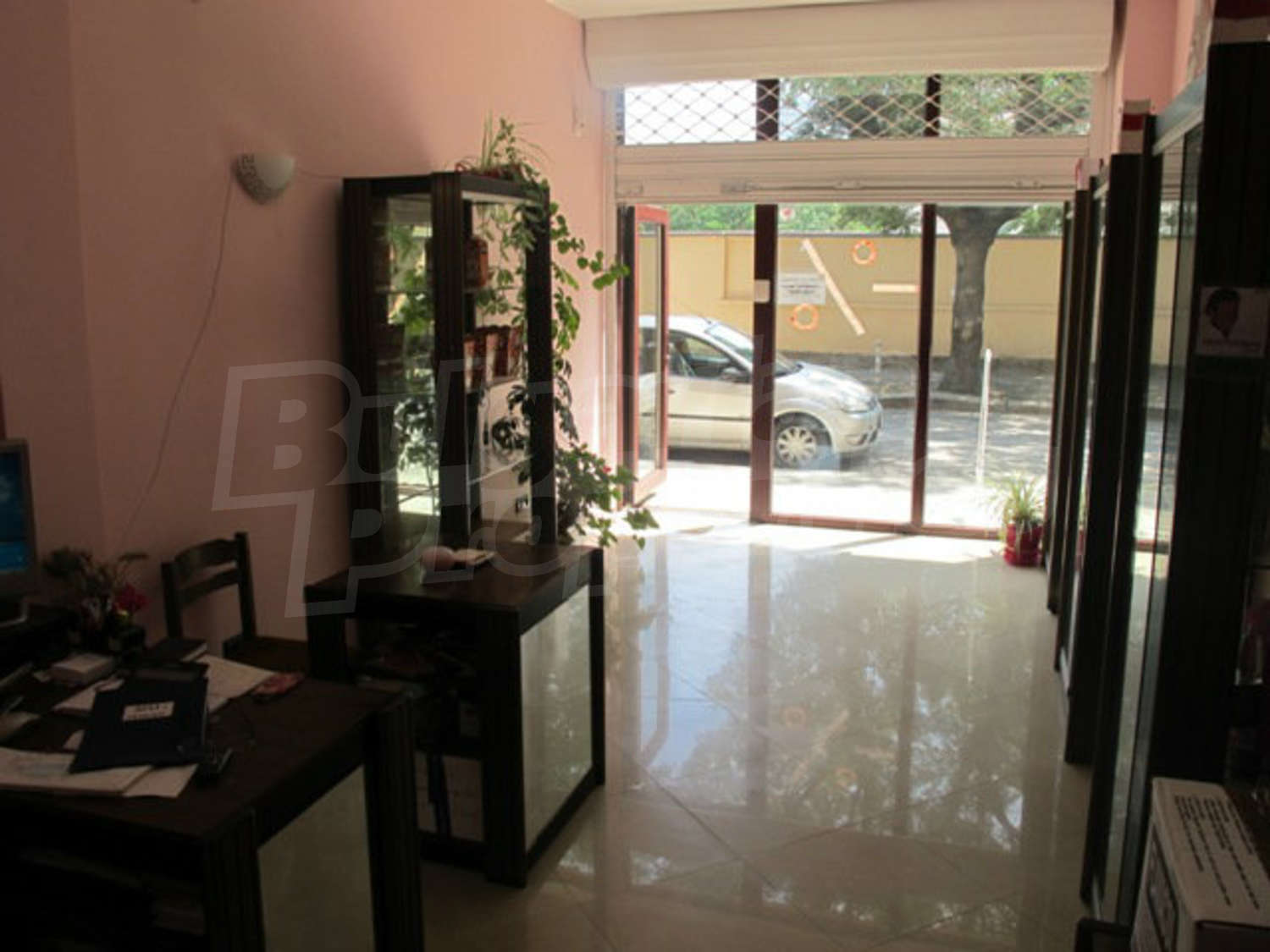 Gallery Picture 3