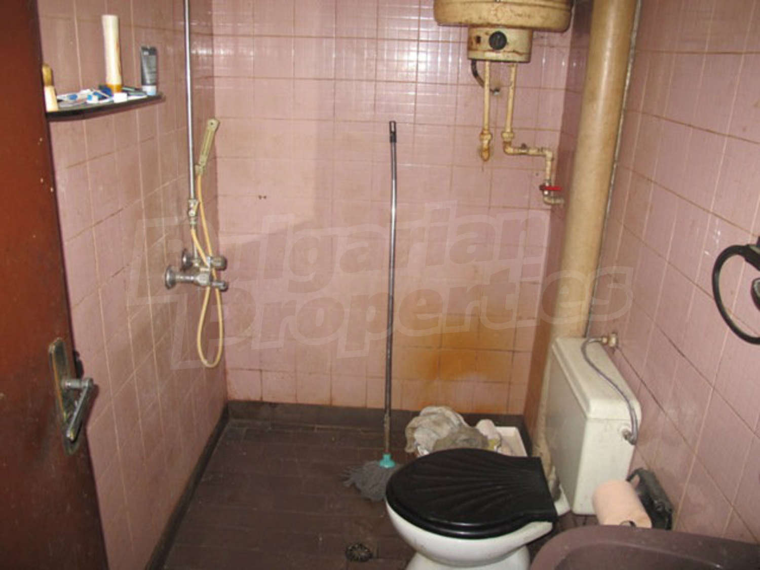 Gallery Picture 4