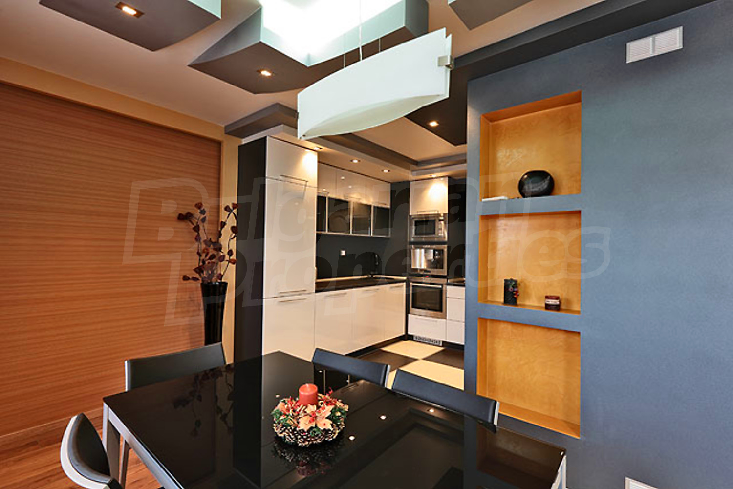 Gallery Picture 4