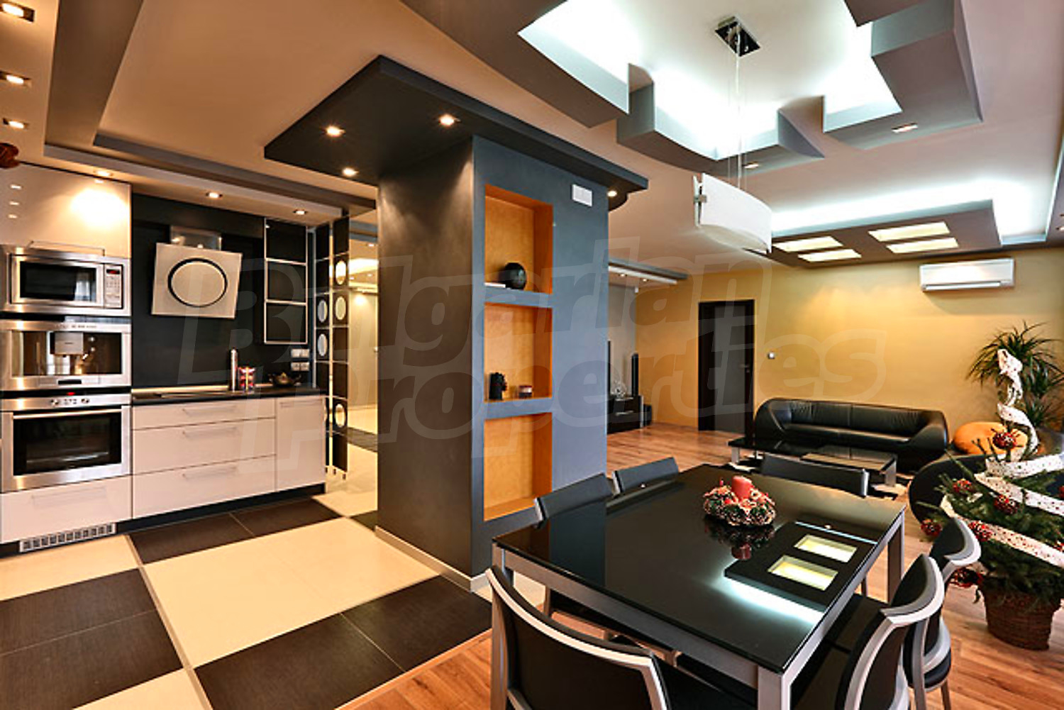 Gallery Picture 9