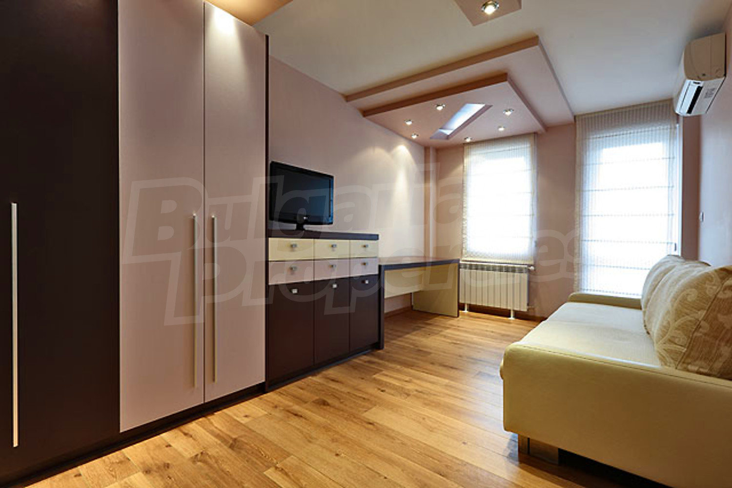 Gallery Picture 8