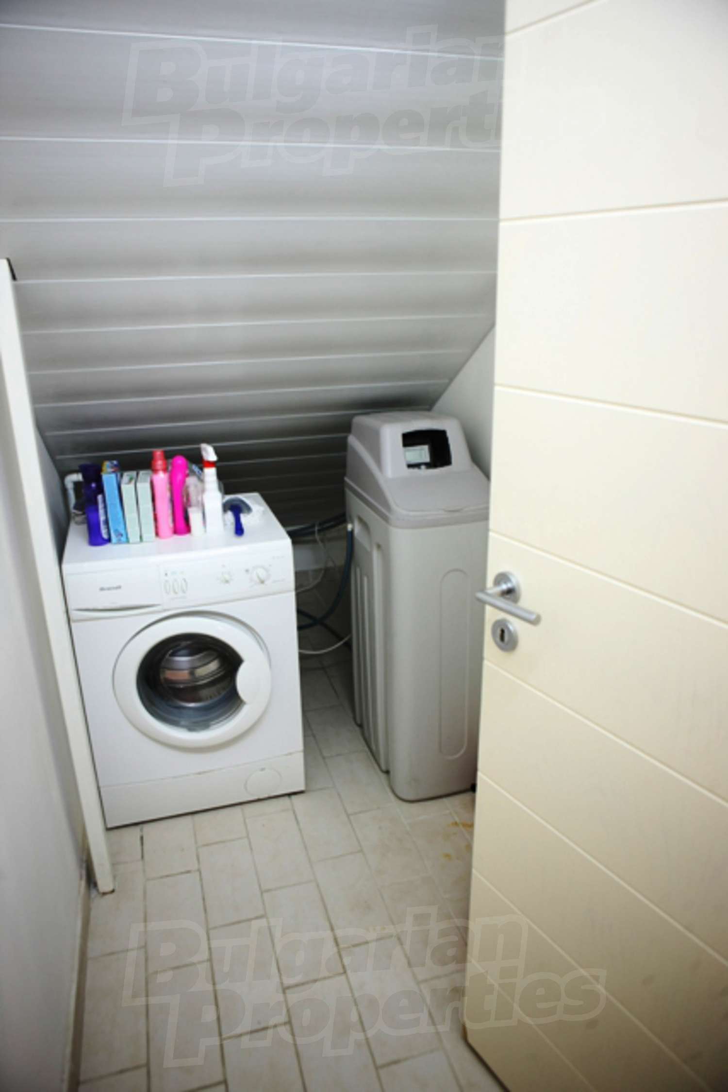 Gallery Picture 28