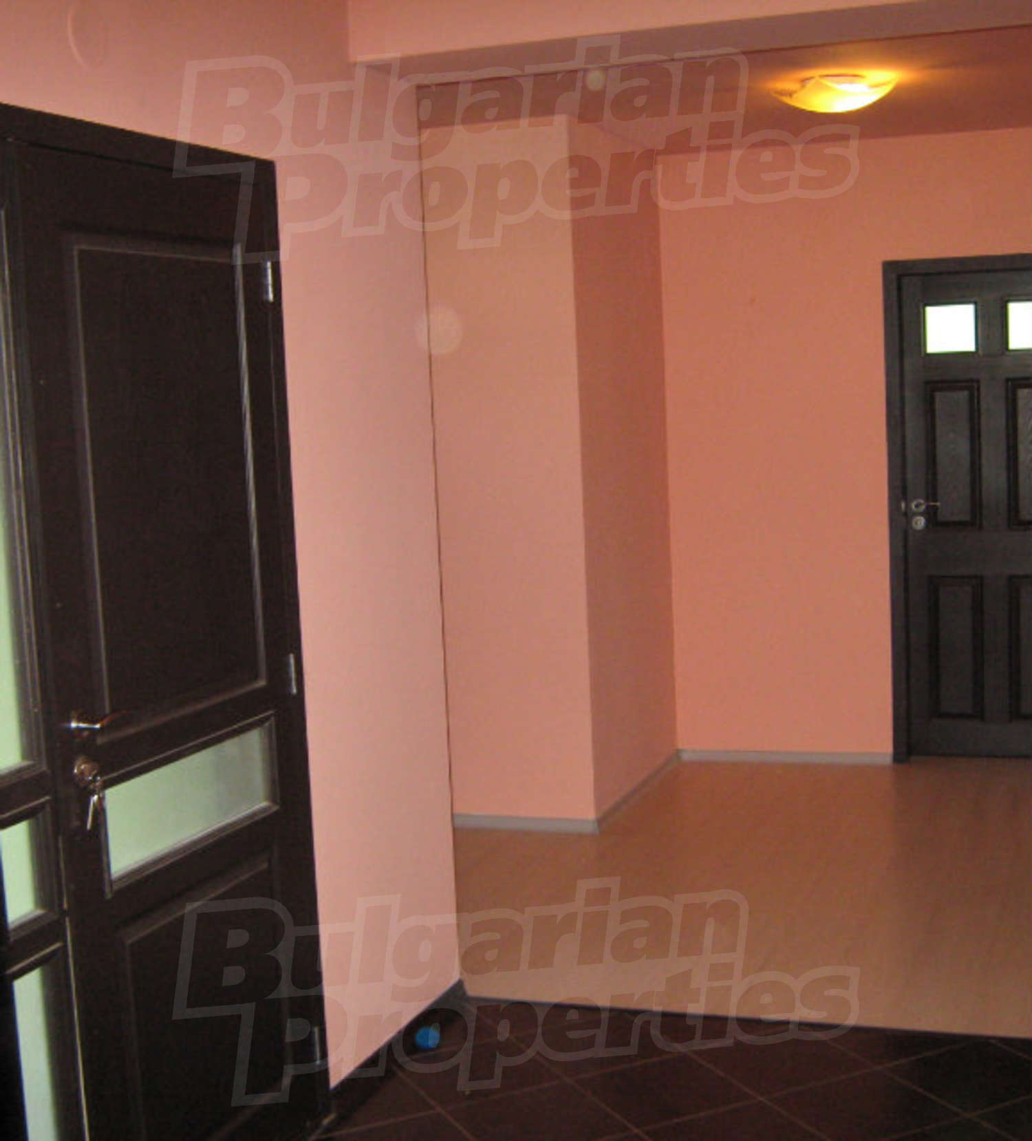 Gallery Picture 9