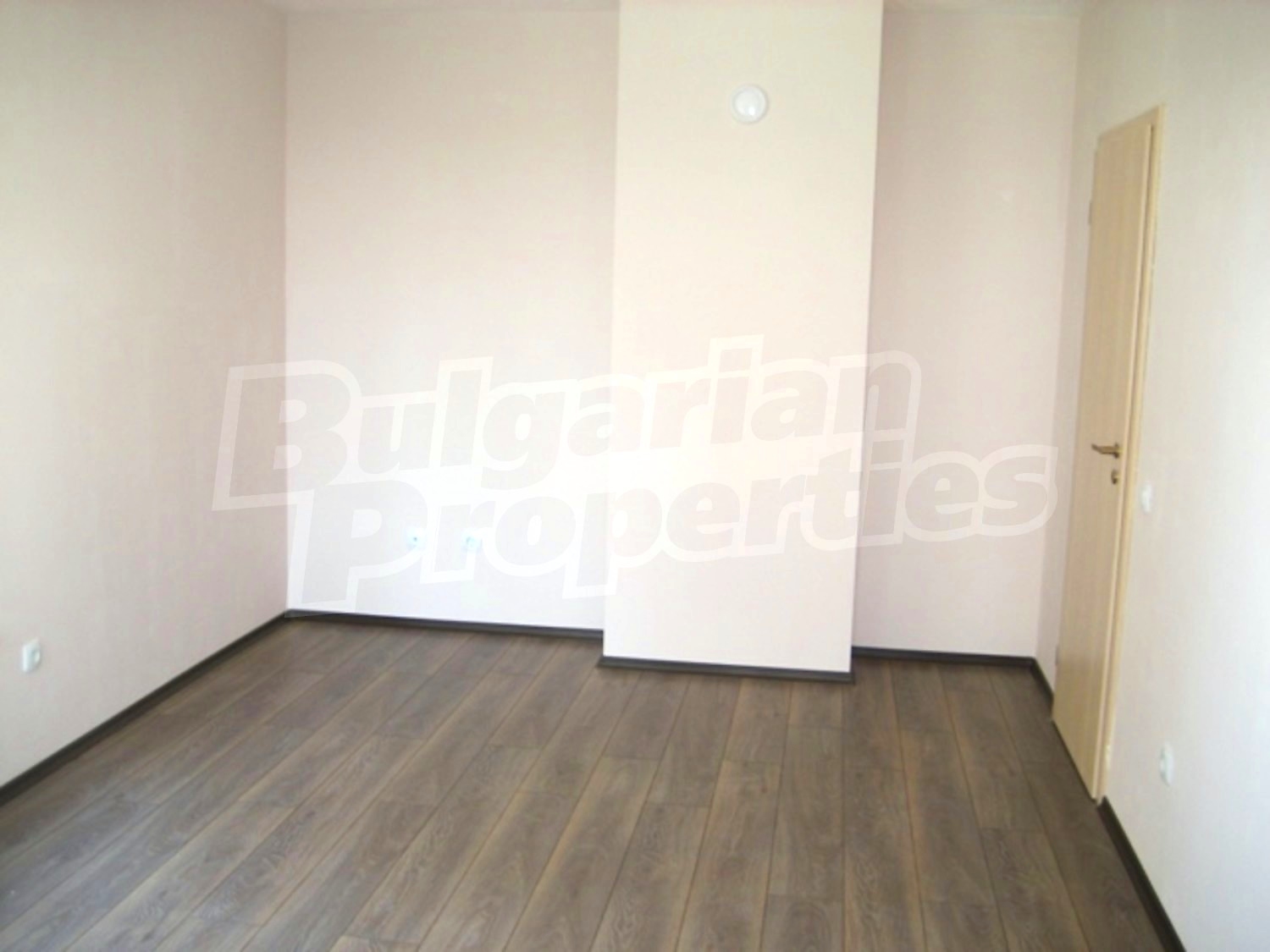 Gallery Picture 9