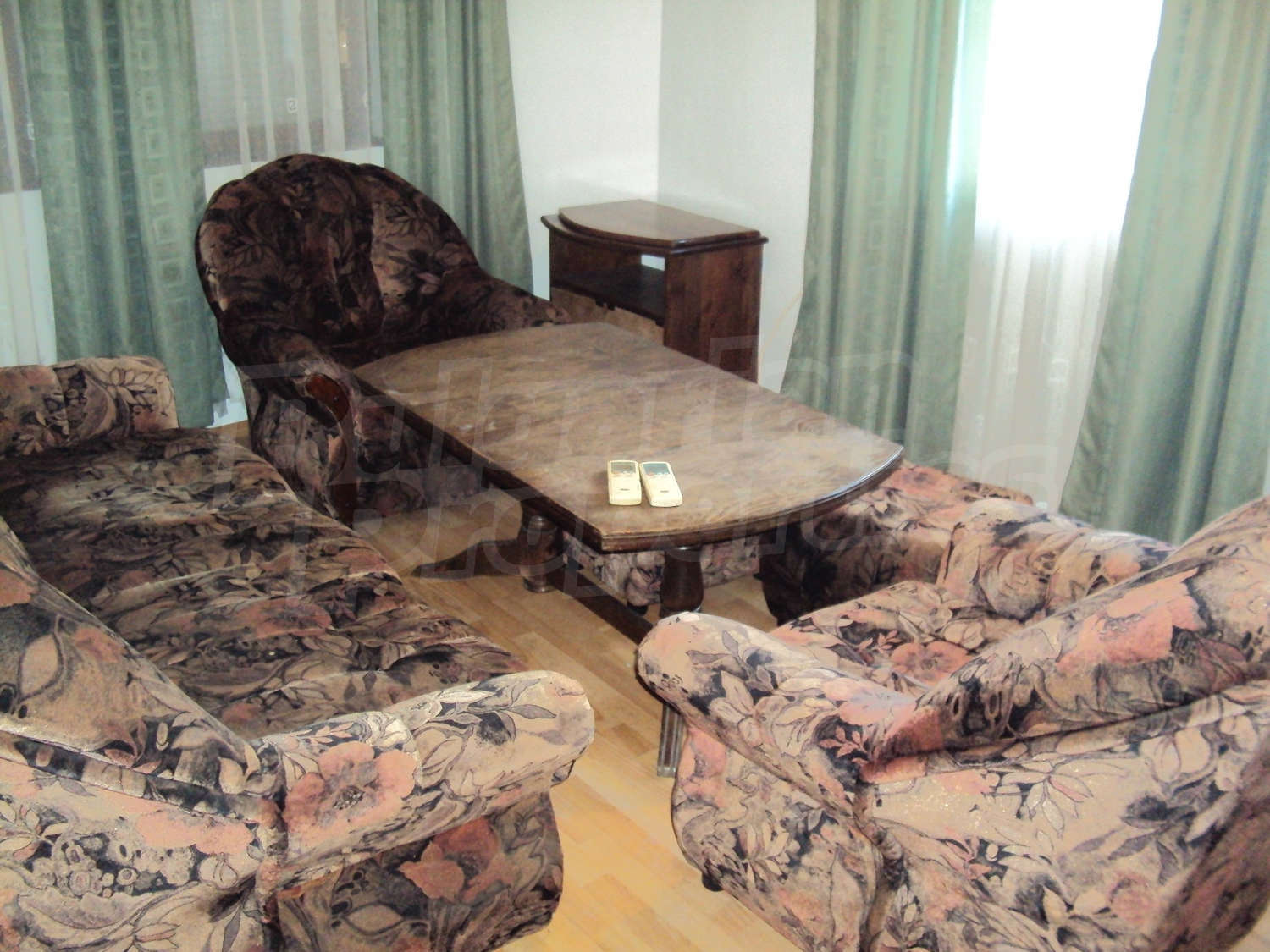 Gallery Picture 28