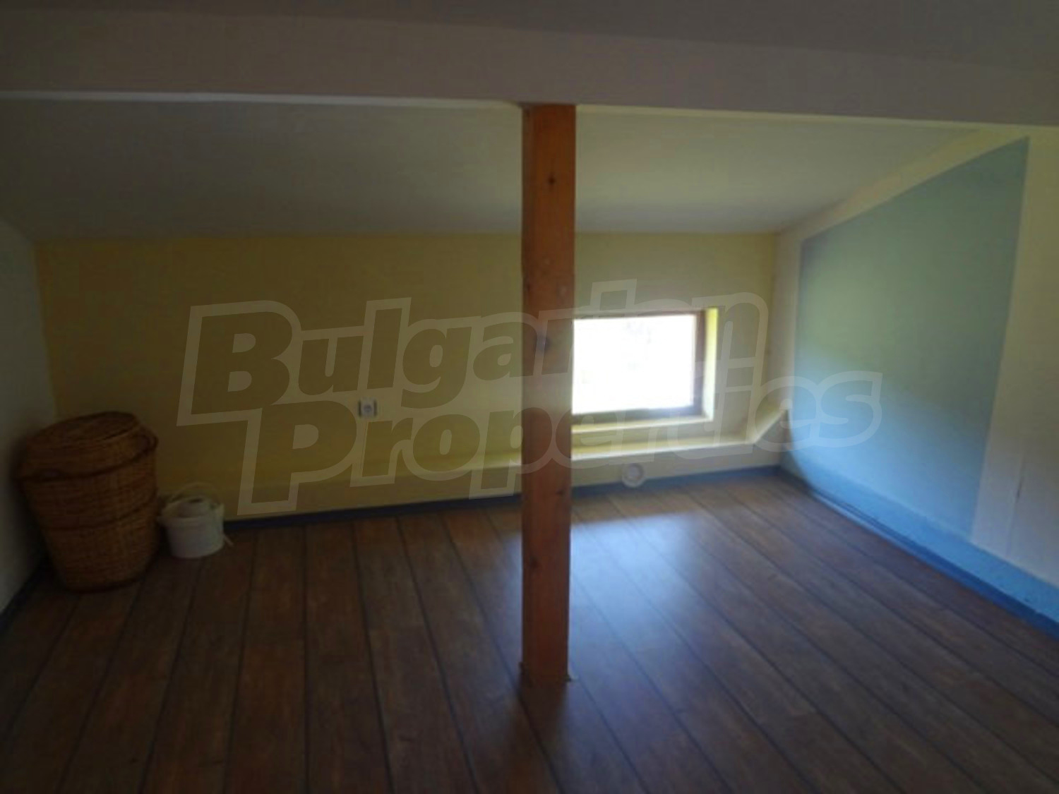 Gallery Picture 27