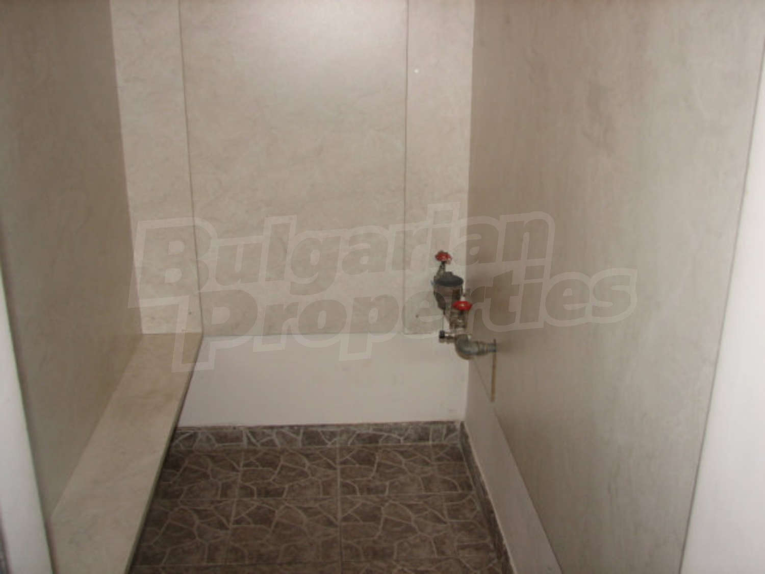 Gallery Picture 14