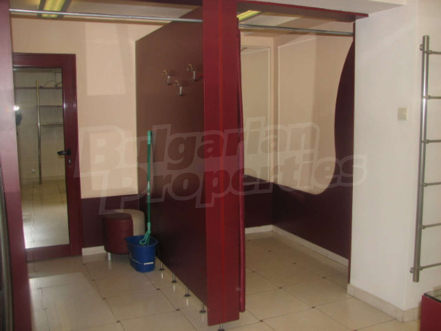 Gallery Picture 8
