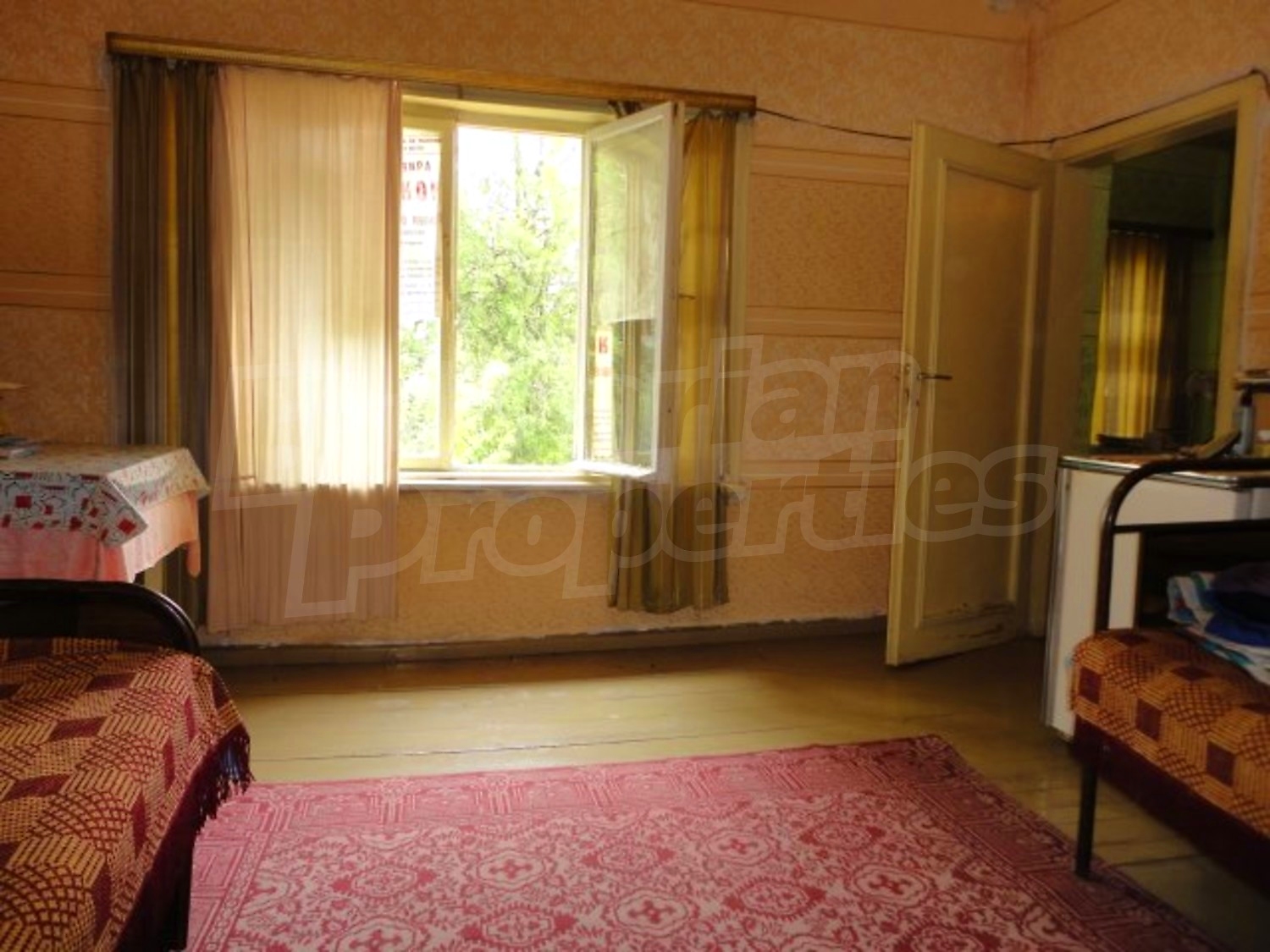 Gallery Picture 25