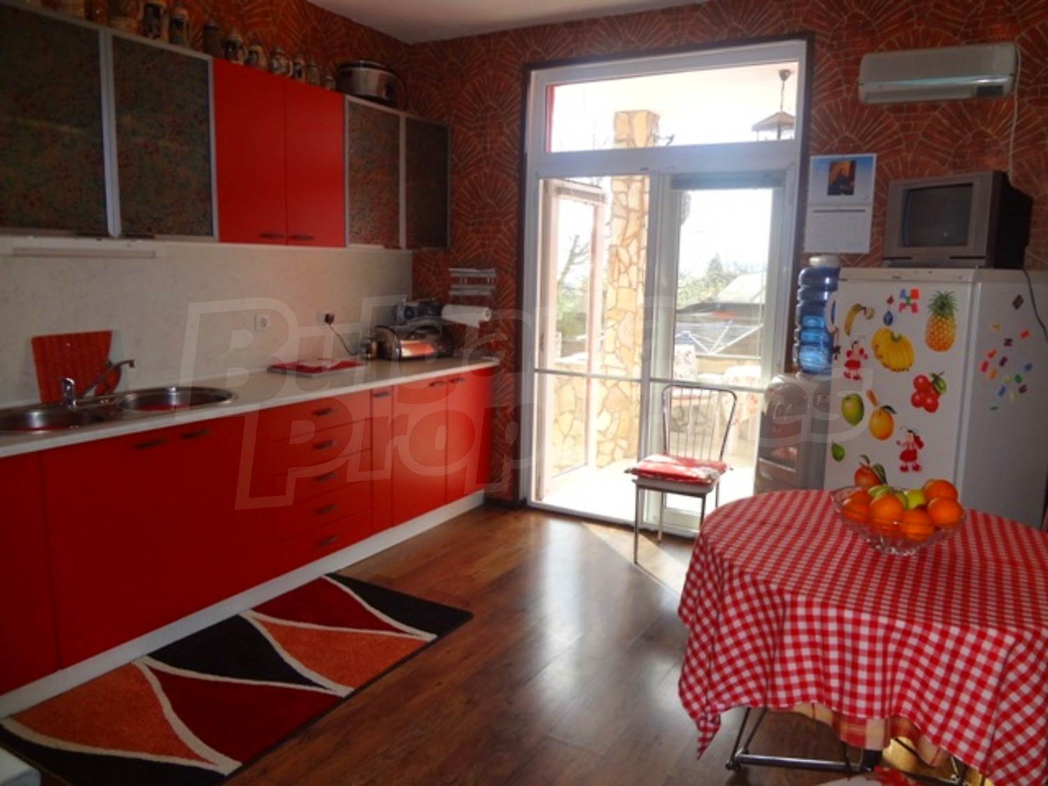 Gallery Picture 12