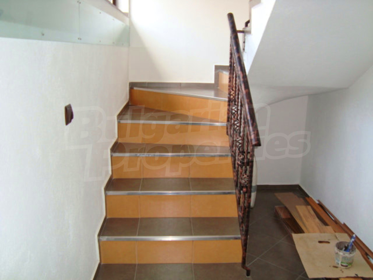 Gallery Picture 11