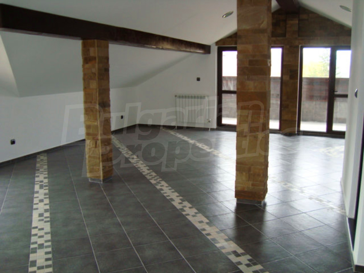 Gallery Picture 27