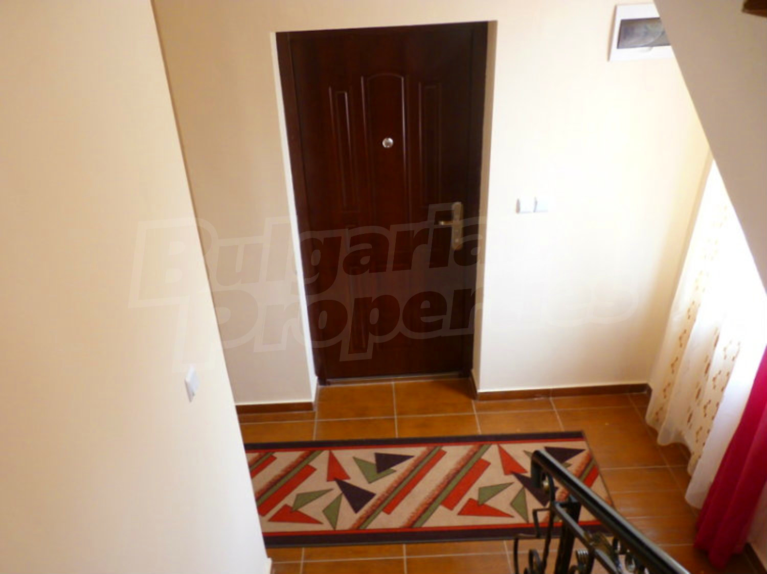 Gallery Picture 35