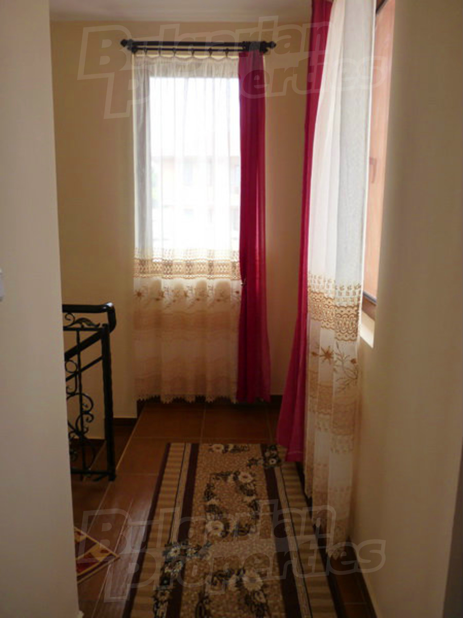 Gallery Picture 45