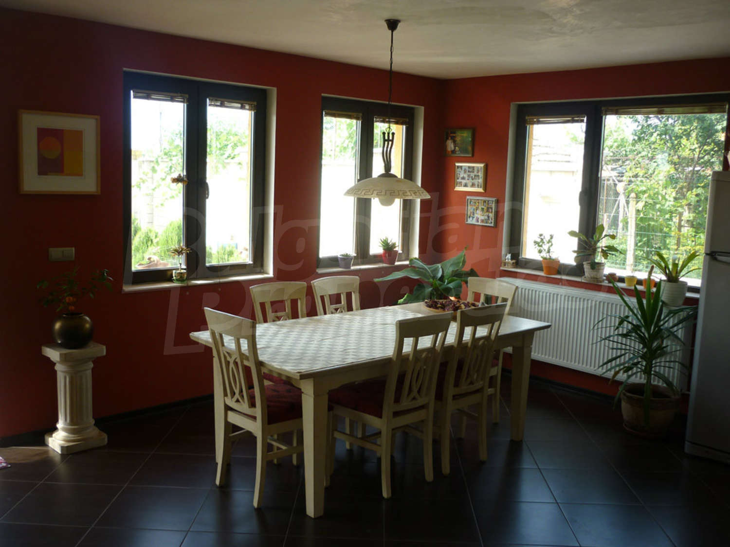 Gallery Picture 5