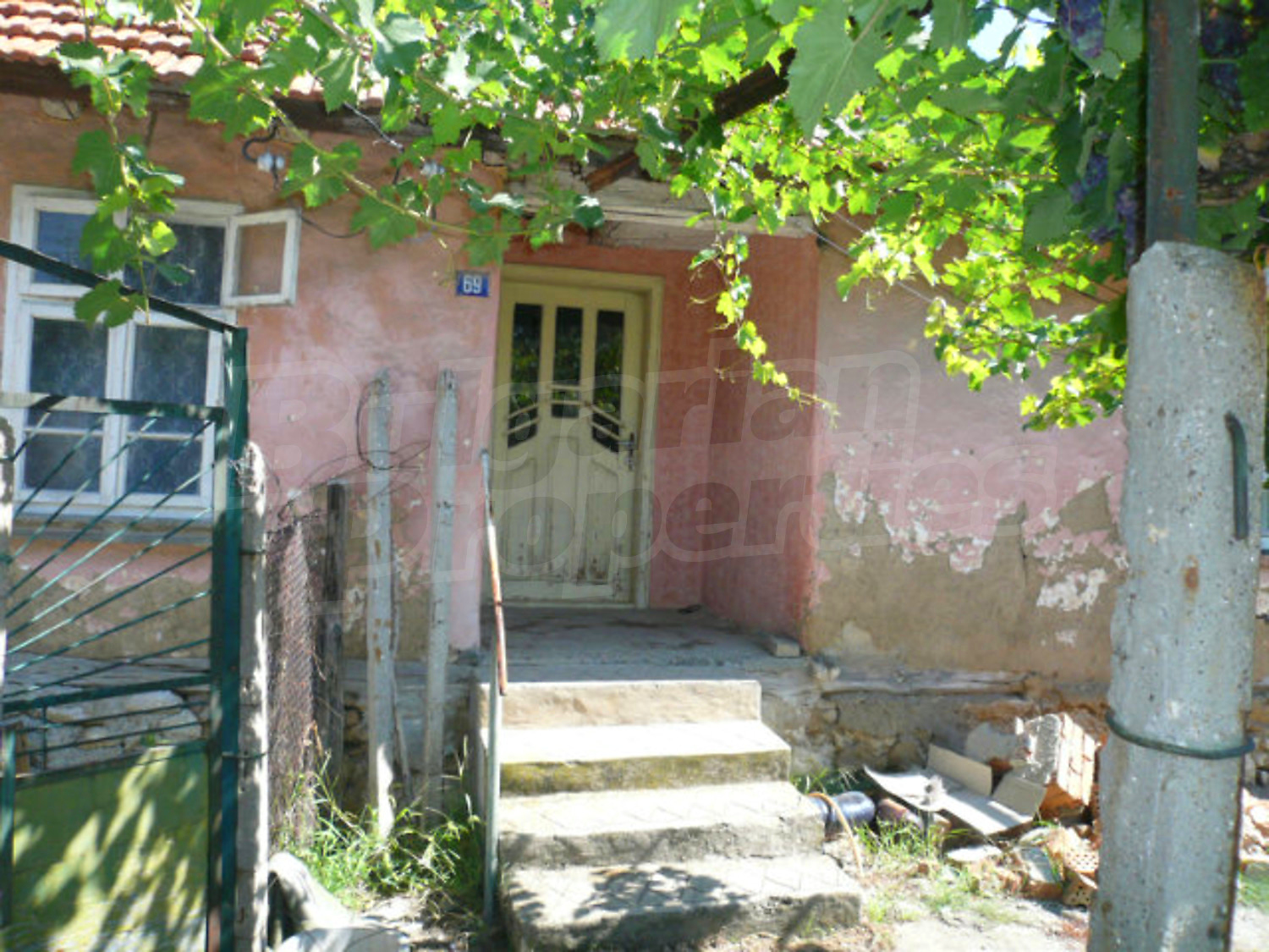 Gallery Picture 4