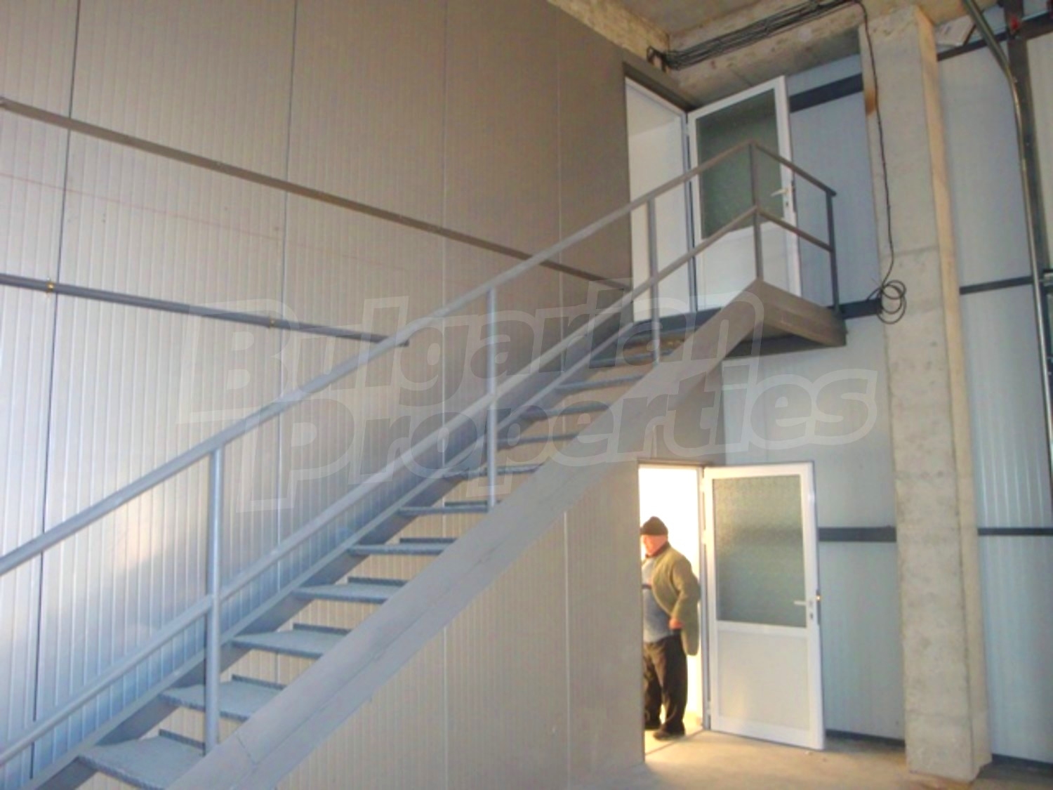 Gallery Picture 10