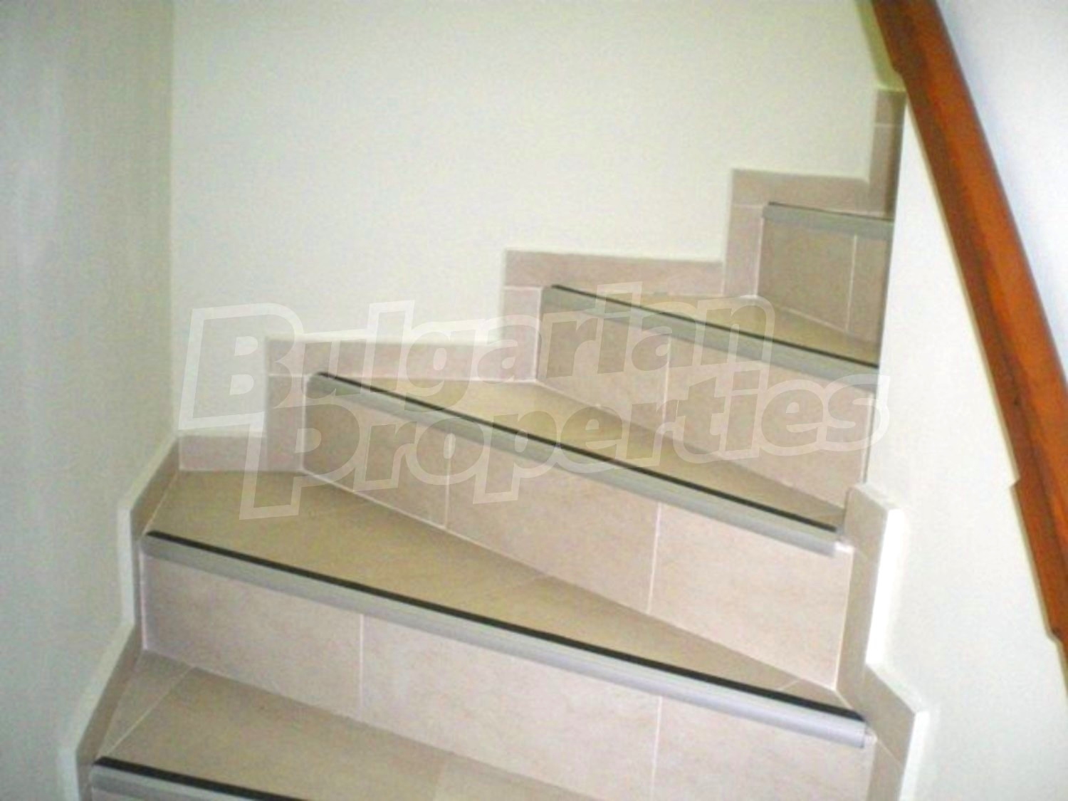 Gallery Picture 9
