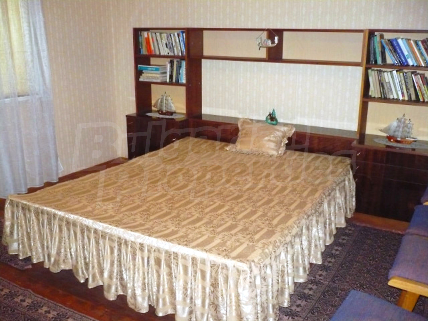 Gallery Picture 10