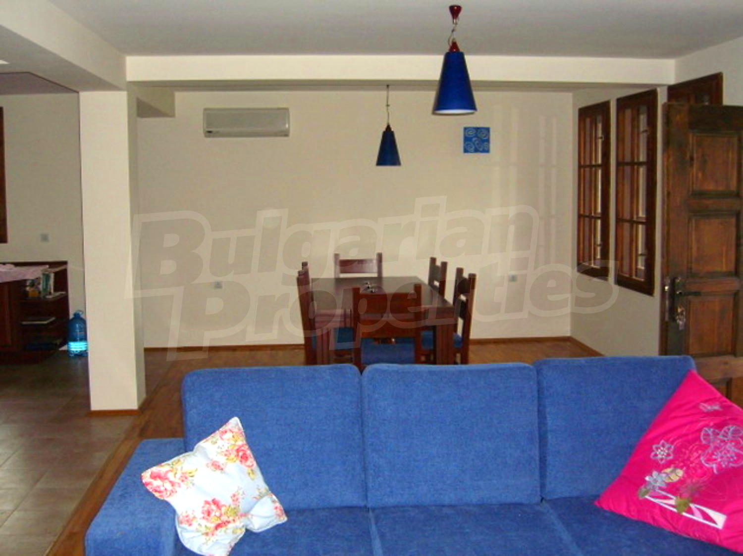 Gallery Picture 10
