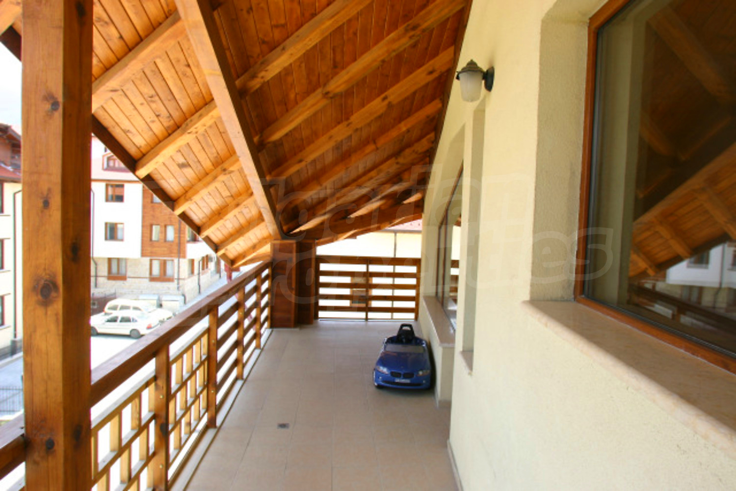 Gallery Picture 18