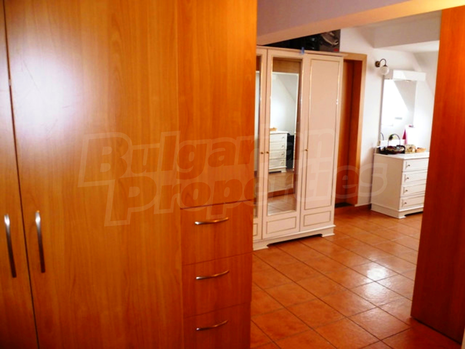 Gallery Picture 30