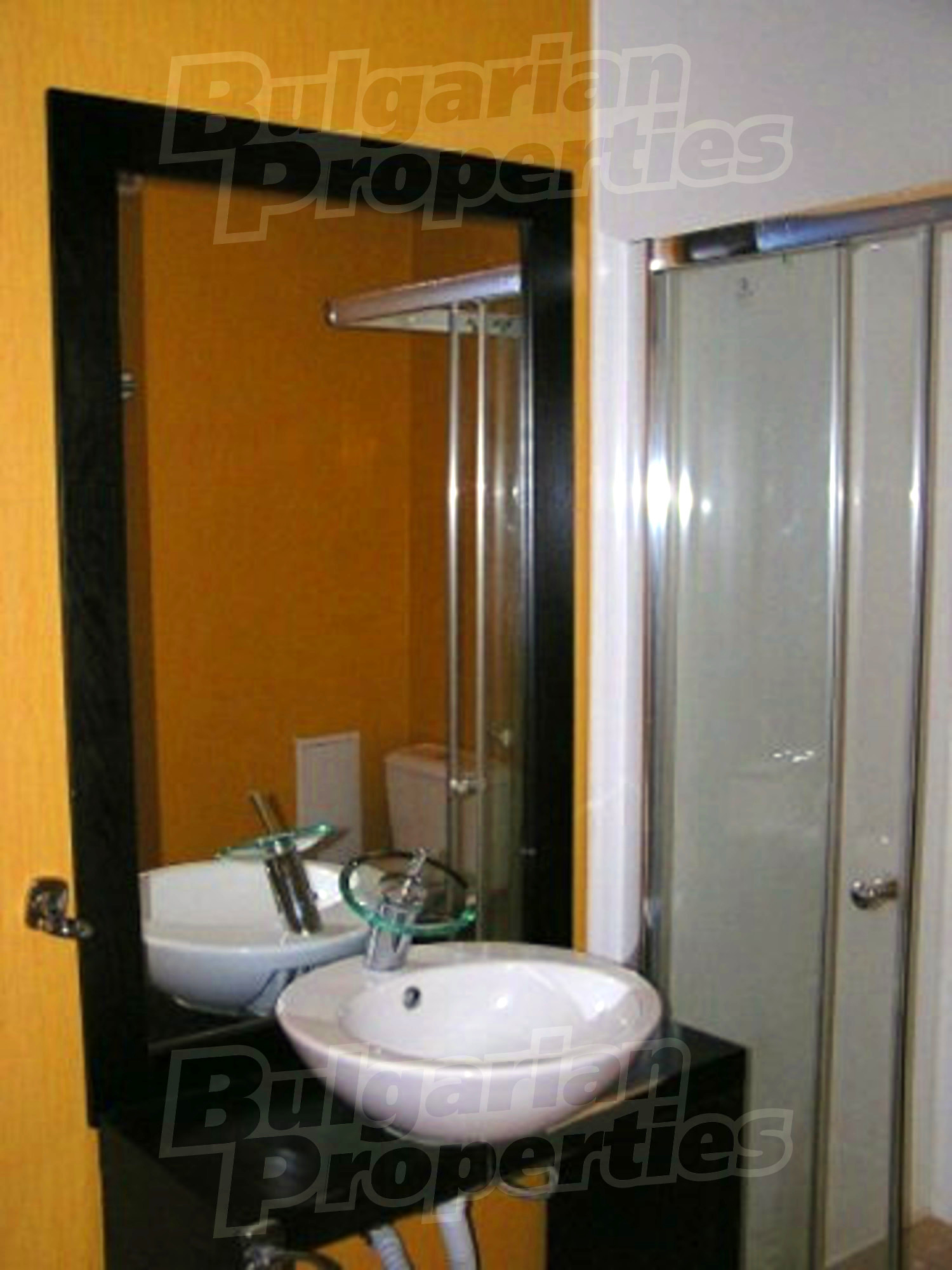 Gallery Picture 10