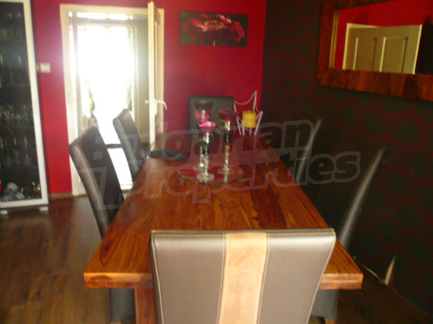 Gallery Picture 25