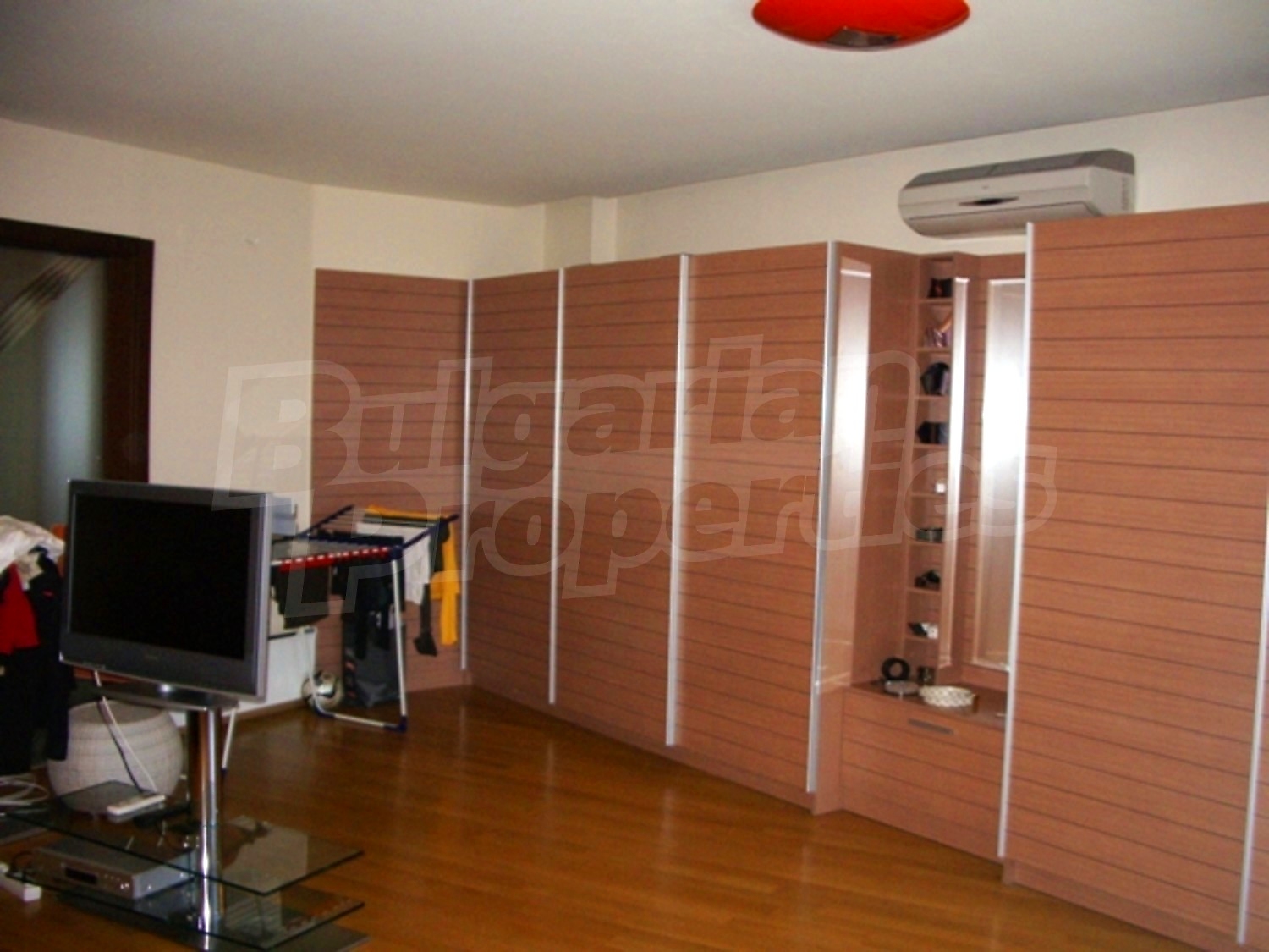 Gallery Picture 16