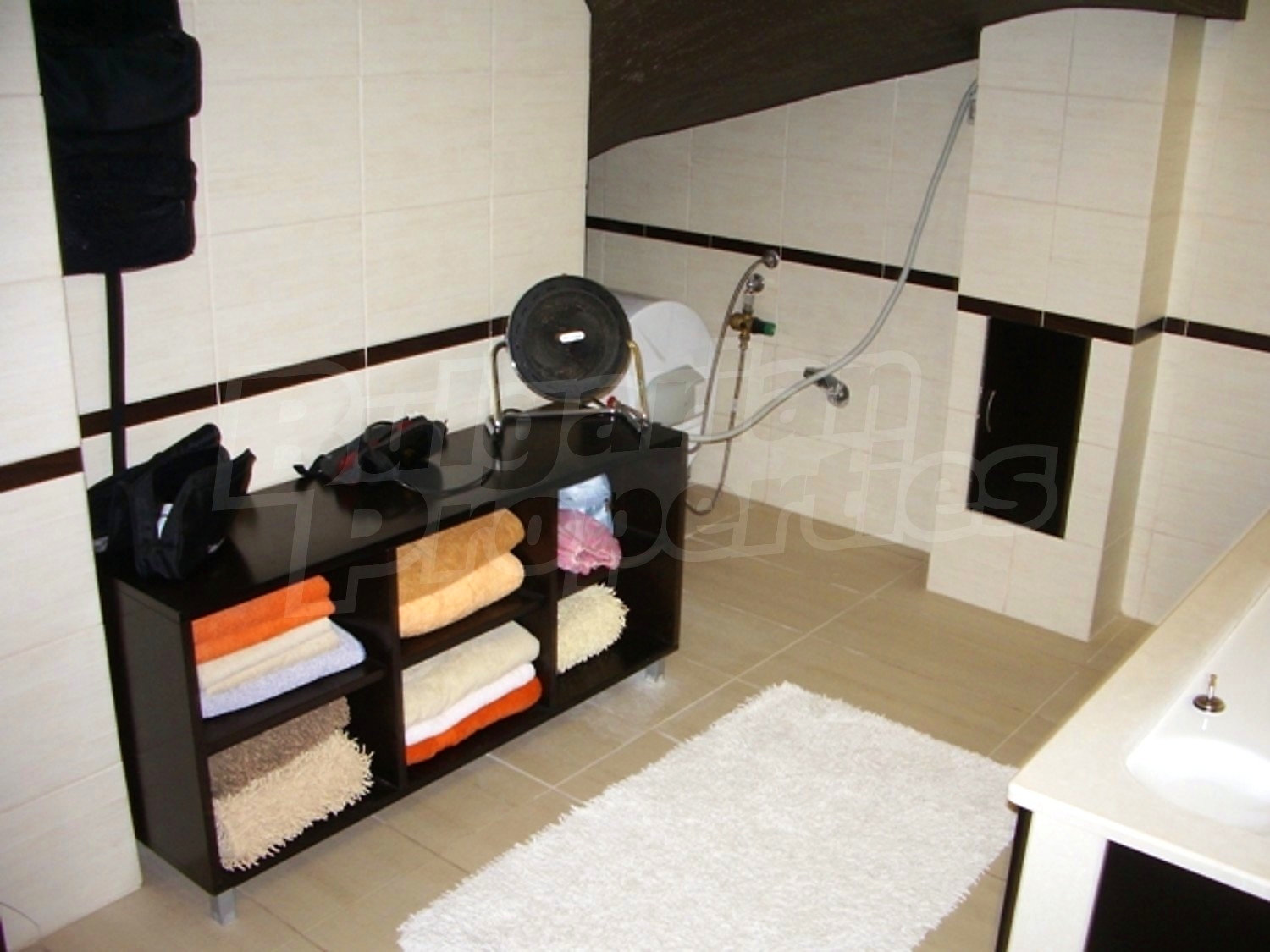 Gallery Picture 21