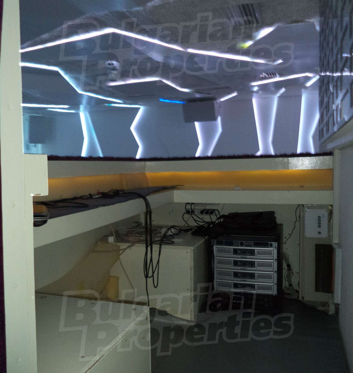 Gallery Picture 15