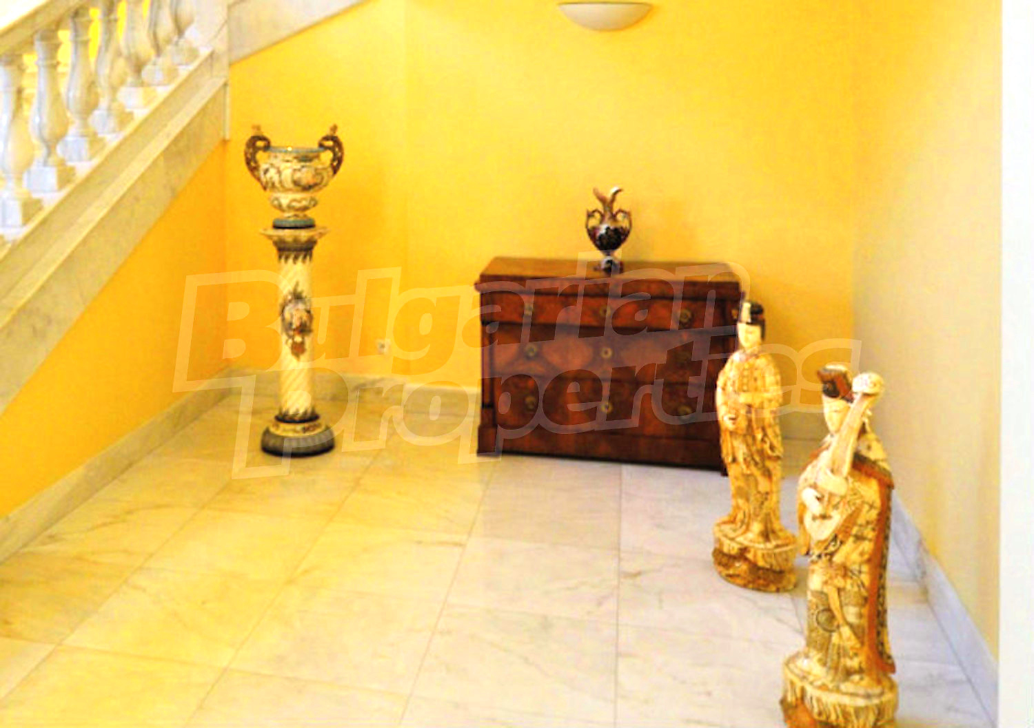 Gallery Picture 14