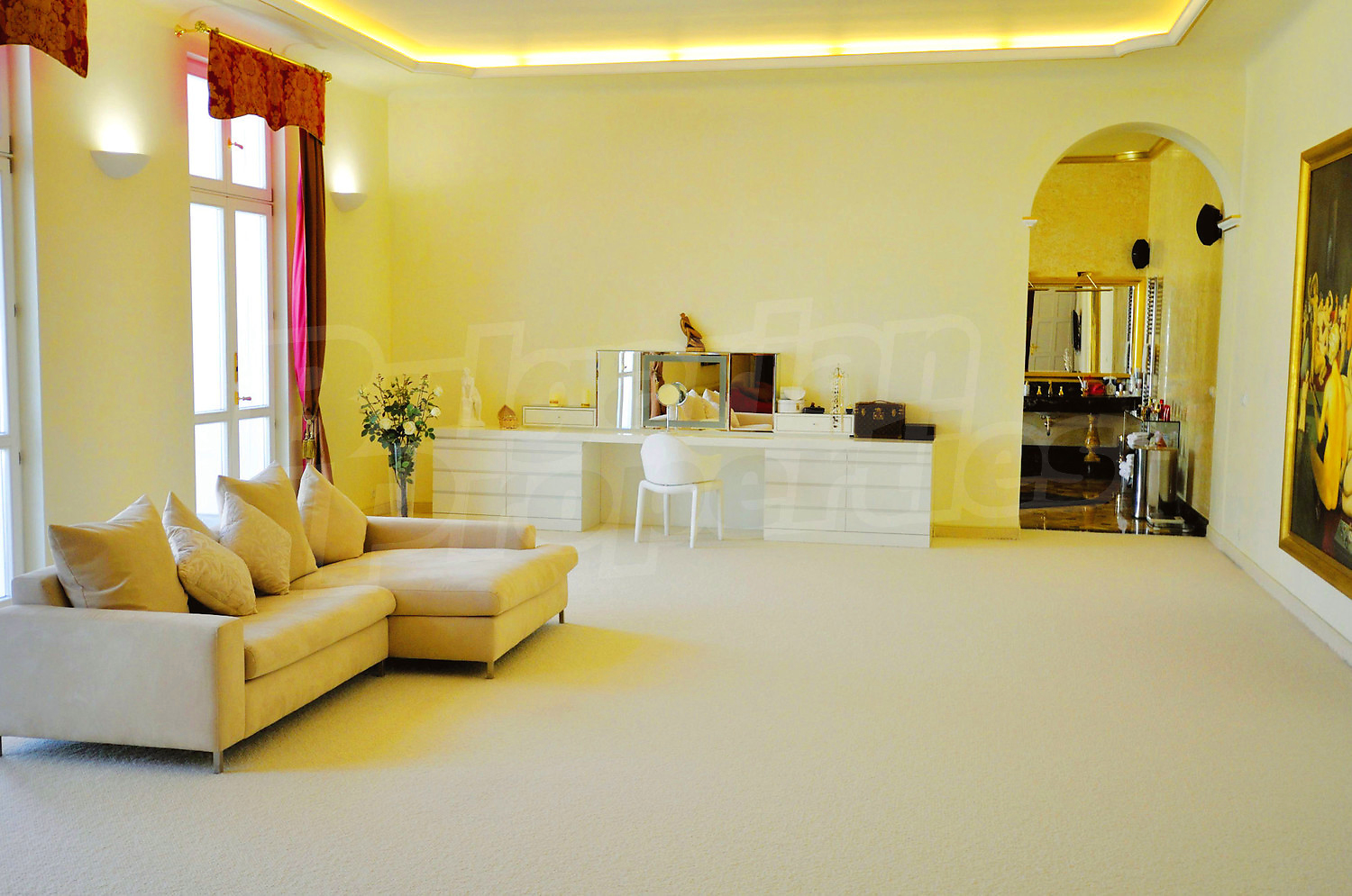 Gallery Picture 17